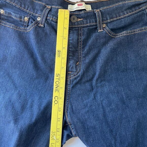 Levi's Perfectly Slimming Straight Leg, Size 14 - Picture 6 of 9